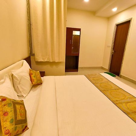 Hotel Veer Palace Near Udaipole Udajpur Exteriér fotografie